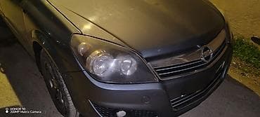 opel rolu: Opel Astra H Faralari. Ici qara 1 cut. Sag ve sol. Hal hazirda — 3
