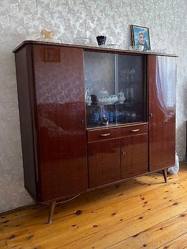 Ev və bağ: Retro vitrin və şkaf dəsti - Üslub: Sovet dövrü retro - Material — 1