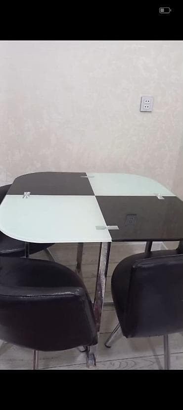 İşlənmiş, 4 stul — 1