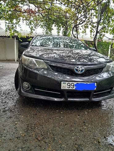 turbo.az yeni avtomobiller: Toyota Camry SE sedan - Korpus: sedan, qrafit/boz rəng - — 3