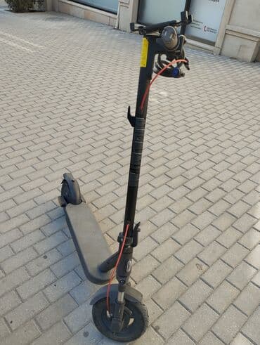 купить электросамокат: Б/у Электросамокат 10", > 1000 Вт, 16 - 25 км/ч, Самовывоз — 3