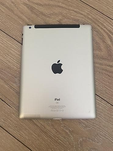 Apple iPad: Б/у Apple iPad 3 (2012), 9,7", < 64 ГБ, Самовывоз — 1