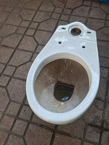 unitaz: Unitaz satilir. İstəyən əlaqə saxlasın. Watsap aktivdir. Ünvan bakı — 1