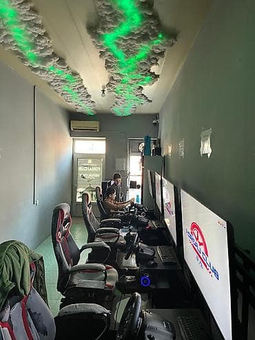 Virtual yarış və sürücülük simulyatorları zalı – “Forsaj Club” Obyekt