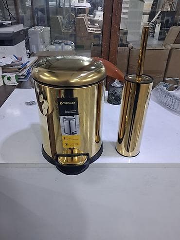 mirror: Zibil.qabi Qızılı rəngdə hamam üçün set – pedallı zibil qabı + tualet — 1