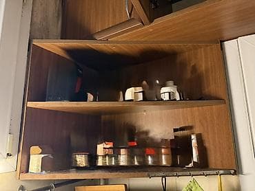 Işlenmişdir, gelen adam ozu gelib söküb aparacaq Metbex mebeli + — 5