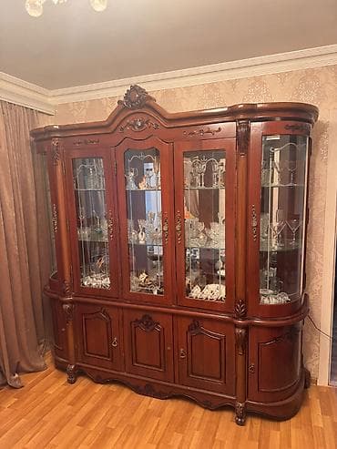 dəmir rəf: Şüşəli dolab vitrini, İşlənmiş, Ünvandan götürmə — 2