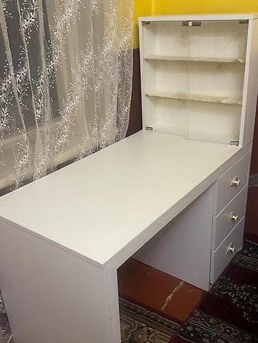 pive bockasi satilir: Manikür üçün masa — 1