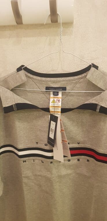 milli ordu forma: Teze xaricden alinib 40 $,iki yan ciyninde xususi magnitnen acilib — 4