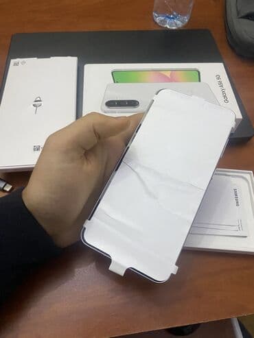 TV və video: Samsung Galaxy A56, rəng - Ağ, İki sim kartlı — 3