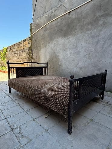 Mebel: İşlənmiş, İkinəfərlik çarpayı, Bazasız, Matras ilə, Siyirməsiz, Azərbaycan — 1