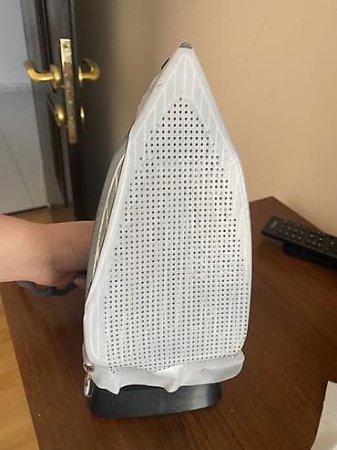 Buharlı ütülər: Buxarlı ütü - Rəng: mavi/qaranlıq boz gövdə, şəffaf su çəni - Buxar — 2