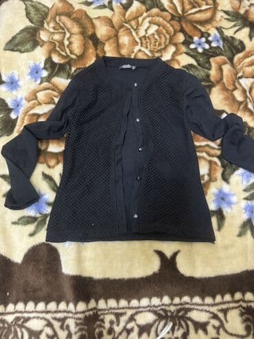 toxunma uşaq koftaları: Uşaq geyimiher biri 10 azn - Ağ uzunqol köynək: Ön hissədə qrafik — 11