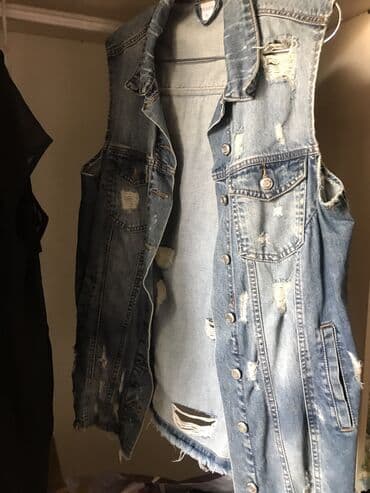 Безрукавка джинсовая