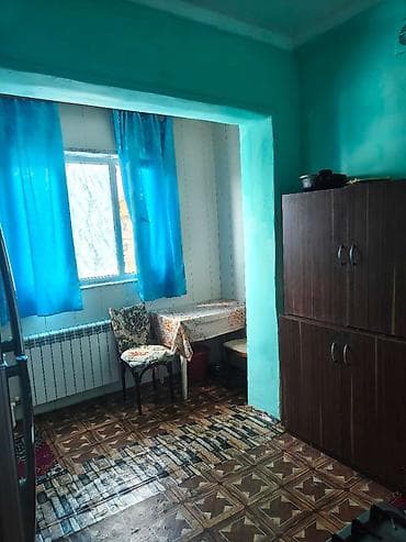 gencede ev: Evlə yaxınlığında avtobus dayanacağı və məktəb var, həyətdə uşaq — 6