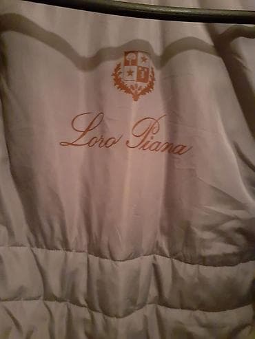 jiletler: Gencede satilir orginal Lora piana jletka 89azn satisidir 70azn alinib — 6