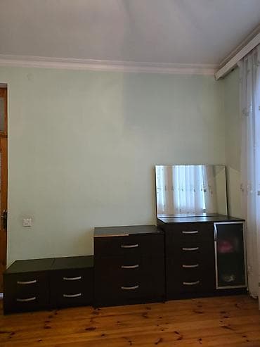 Yataq otagi mebeli. möhkəm matrealdan yığılıb. çarpayı yoxdu — 3