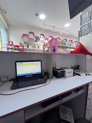 vitrin polka: Yenidir uzunlugu 2 metr eni 170 derinliyi 30 smdir. 7500e yigilib — 3