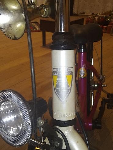 Velosipedlər: Alman velosipedi 20 lik əla vəziyyətdədir uşaq az müddət evdə sürüb — 4