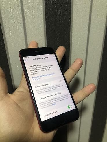 katel telefonlarin satisi: IPhone 8, 64 GB, Qırmızı, Simsiz şarj — 9
