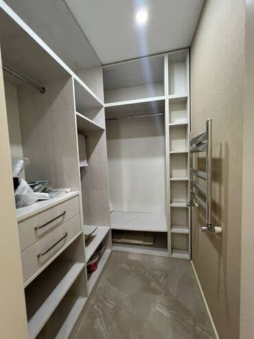 sibrizdə evlərin qiyməti: Bakı, 3 otaqlı, Köhnə tikili, m. İçərişəhər, 120 kv. m — 13