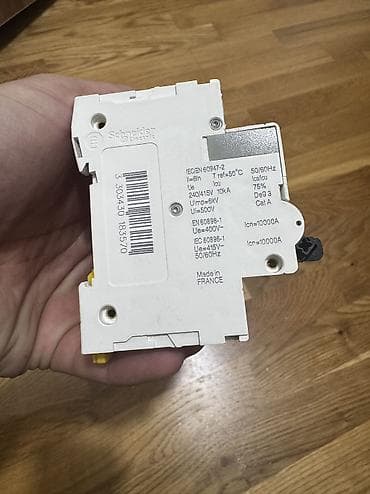 metbex qazlari: Orjinal schneider 100 amper avtomat,schneider,az istifadə olunub,1 — 4