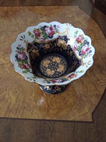 Cobalt vaza. Диаметр вазы 23sm. Высота 20см lalafo.az -da Cobalt vaza. Диаметр вазы 23sm. Высота 20см