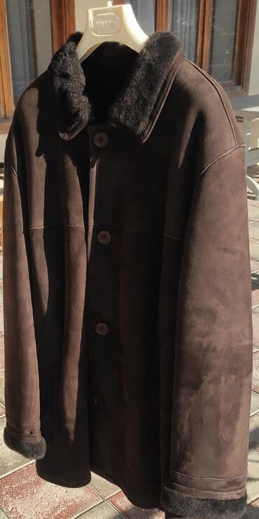 пальто зимнее: Dublenka yaxsi veziyyetde baha alinibqiymeti 220 manat — 2