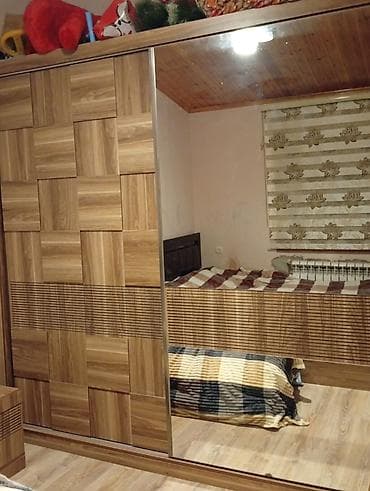 Geniş güzgülü sürgülü şkaf - Material: Ağac teksturalı laminat/MDF