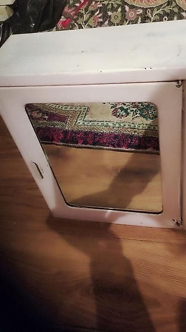 dam ortugleri: ODiqqət Sovet dövründən qalmldimi dəmir tibb qutusu. Cox davamlı — 9