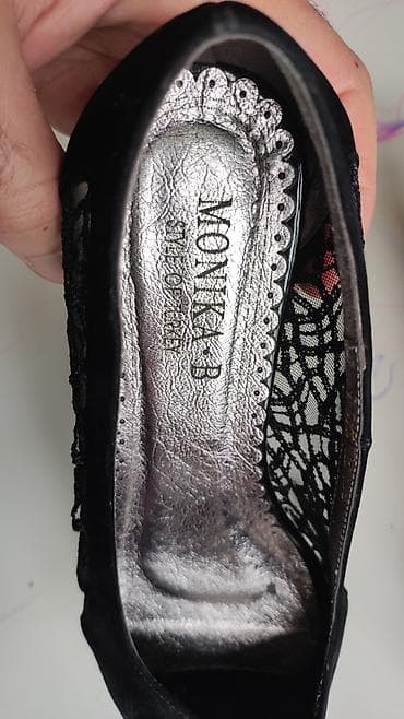 ayyaqqabı: Qadın Ayaqqabısı, cəmi bir dəfə toya geyinilib. 50 manata alınıb — 4