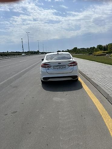 fusion ford: Ford Fusion: 1.5 l | 2017 il 210000 km Sedan — 6