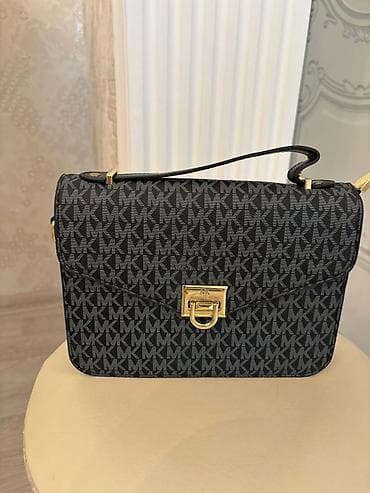 Çiyin çantası, Michael Kors, Yeni