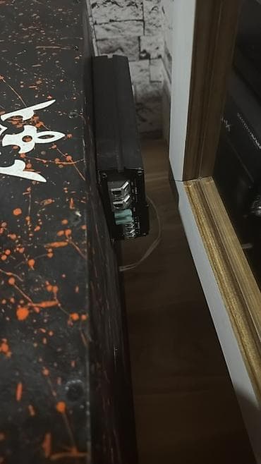 Pioneer “Champion Series” subwoofer + inteqrə edilmiş avtomobil — 2