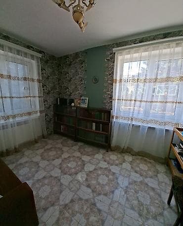 a frame qəbələ: Qısa və ya uzunmüddətli kirayə üçün sovet üslubunda, səliqəli və rahat — 9