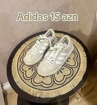 Adidas idman ayaqqabısı - Rəng: açıq krem/boz tonlarında - Material