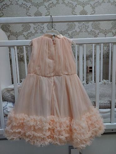 Yenidən fərqlənmir. Cəmi 1 dəfə çəkilişdə geyinilib. (2.5-3.5 yaş)üçün — 3