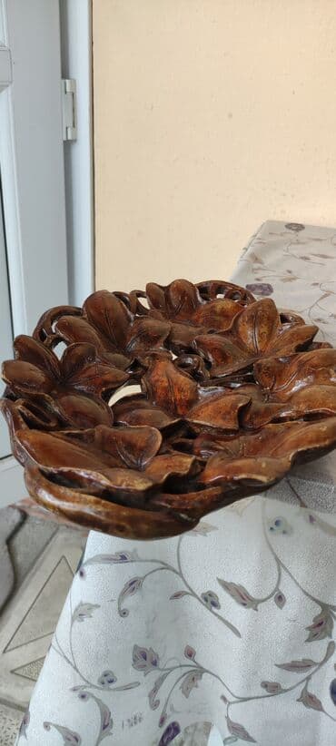 деревянная спальня: Əl işi Antik Alman süfrə qabı (II Dünya Müharibəsi dövrü, 1941-1945) — 1