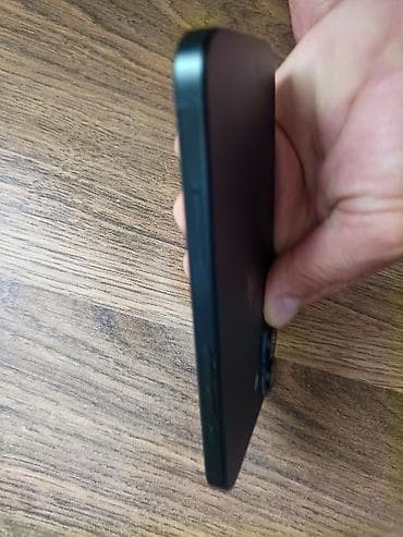 iphone 16 satisi: IPhone 16, Qara, Face ID — 3
