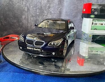 Коллекционная модель BMW 545i E60 dark blue 2008 KYOSHO Scale 1:18