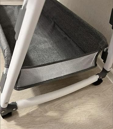 Oğlan və qız üçün, Dördbucaq, Beşik, Dəstsiz, Matras ilə, Yellənmə mexanizmsiz — 7