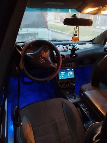 дом на колесах turbo az: Mercedes-Benz A160 – kompakt şəhər hetçbeki Xarici: - Ağ rəngli — 3