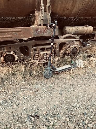 ninebot e2 pro: Salam Skuter satılır qatlanır rahat maşına qoymağa olur tam zaryatqa — 4