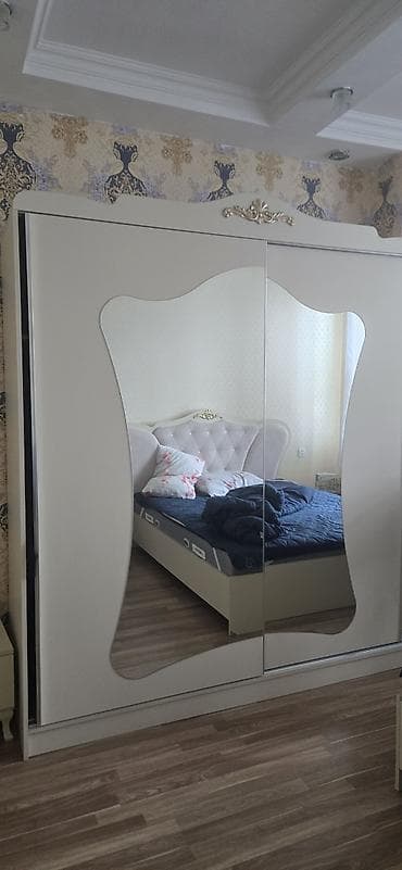 küpe dolab: İşlənmiş, 2 qapılı, Güzgülü, Bej, Kupe, Düz dolab — 3