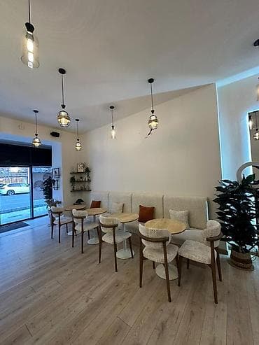 real emlak: İcarəyə obyekt 🏢✨ 📐 70 m² 🆕 Yeni, təmiz və çox səliqəli obyekt 🚪 Tam — 5