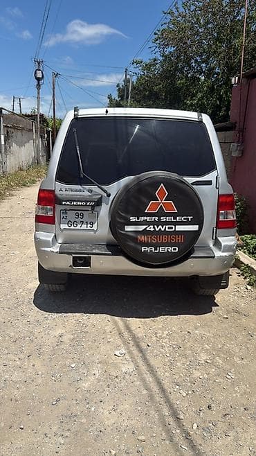 Mitsubishi Pajero Pinin: 2 l | 2001 il Ofrouder/SUV