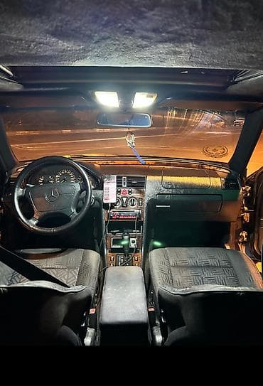 disk r15 4 bolt: Mercedes-Benz C-Class: 1.8 l | 1998 il Sedan — 6