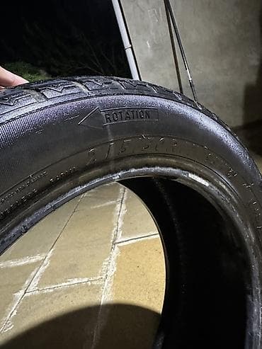 205 70 15: Dunlop SP Winter Sport 3D qış şini - Ölçü: 215/50 R17 (fotoşəkildə — 3