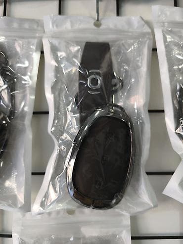 Avtomobil açarı üçün qoruyucu örtük və brelok dəsti - Uyğunluq