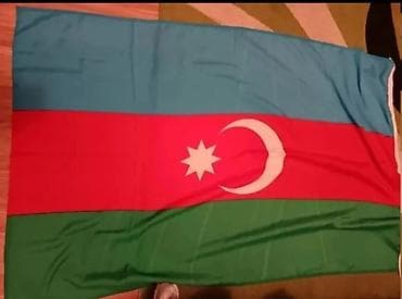 maraqlı bayraq şəkilləri: Məhsul: Azərbaycan bayrağı Təsvir: - Üçrəngli dizayn: mavi, qırmızı — 2